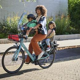 Extra ruimte tussen het kinderzitje en het zadel